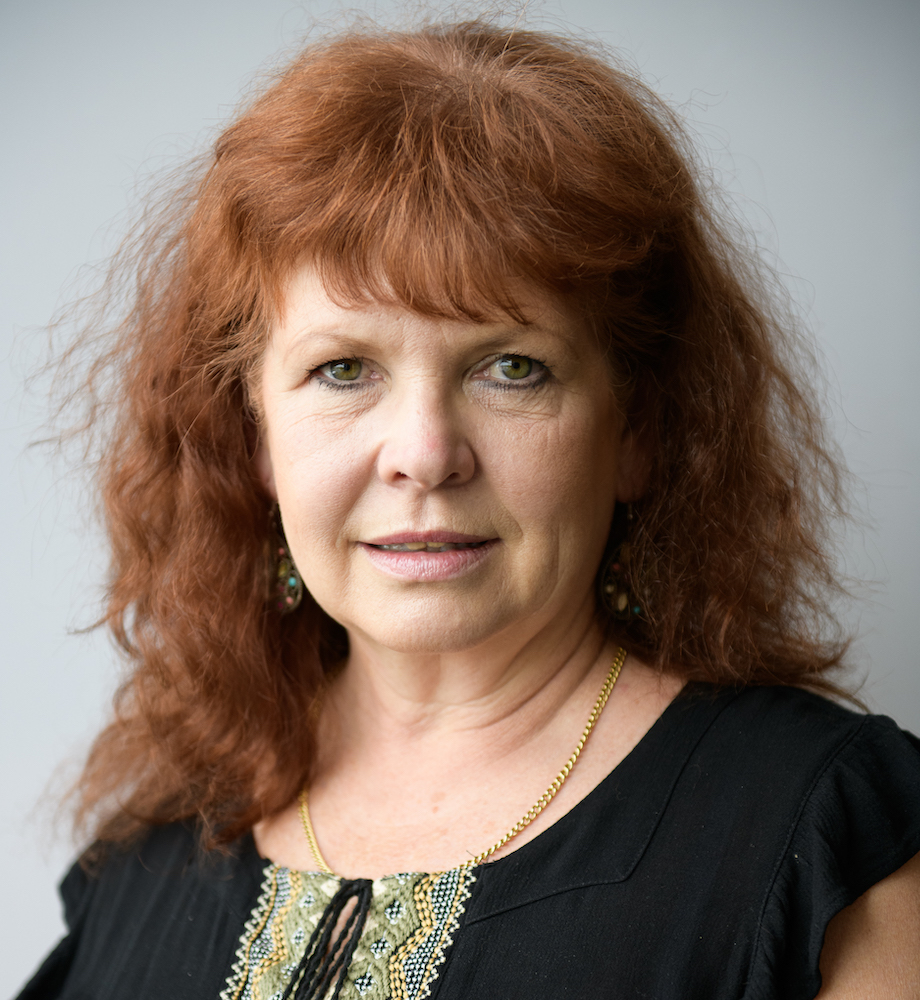 Amanda Roberts author photo