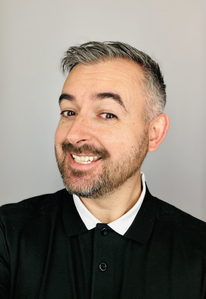 JA Andrews author photo