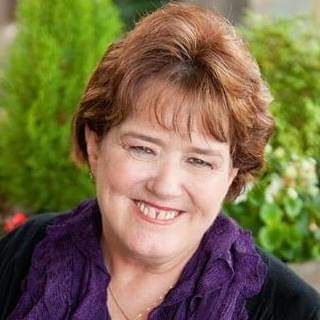 Julie McDonald Zander author photo