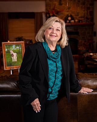 Mary Ruth Barnes author photo