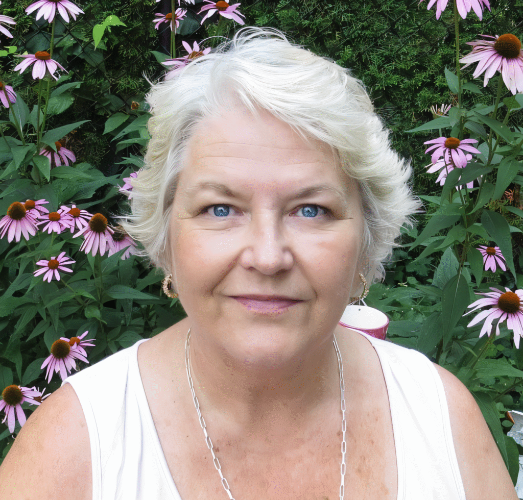 Victoria Hamilton author photo