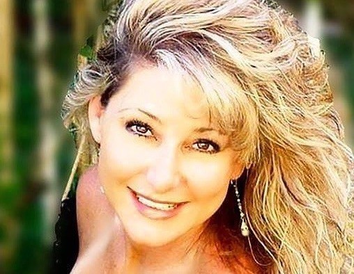 Leah Orr author photo