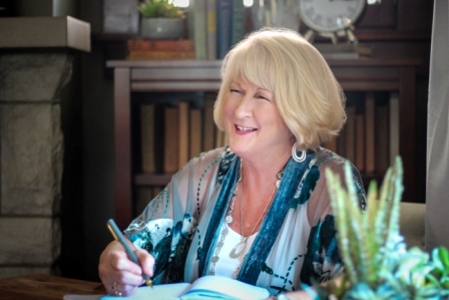 Petie McCarthy author photo