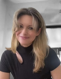 Avery Sterling author photo