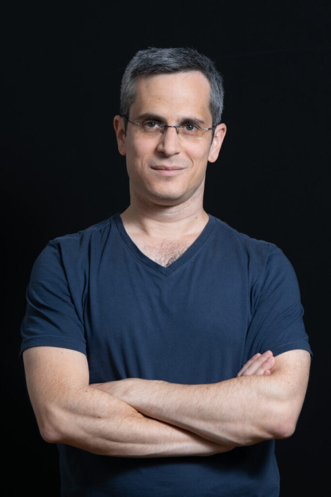 Yoav Blum author photo