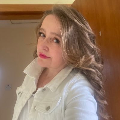 Julie Shackman author photo